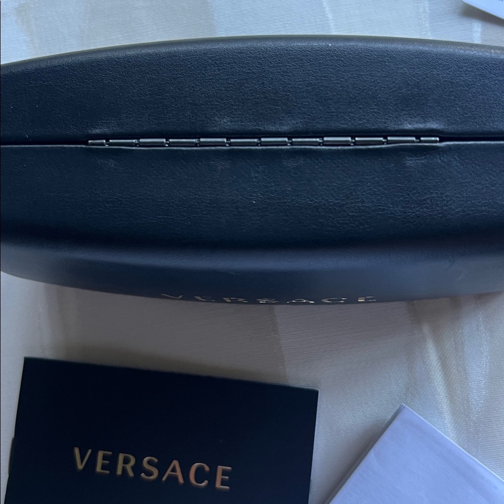 NWOT. Versace Black and Gold Sunglasses hard Case - Picture 3 of 8